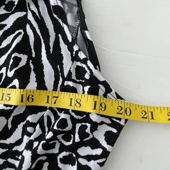 Susan Graver Dress Womens 1X Black White Animal Print Sleeveless Stretch Knit - Picture 6 of 7